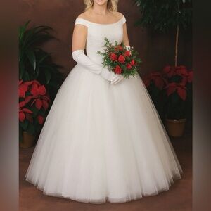 Debutante Wedding Quinceanera Dress White Tulle Beaded Bodice 6-8